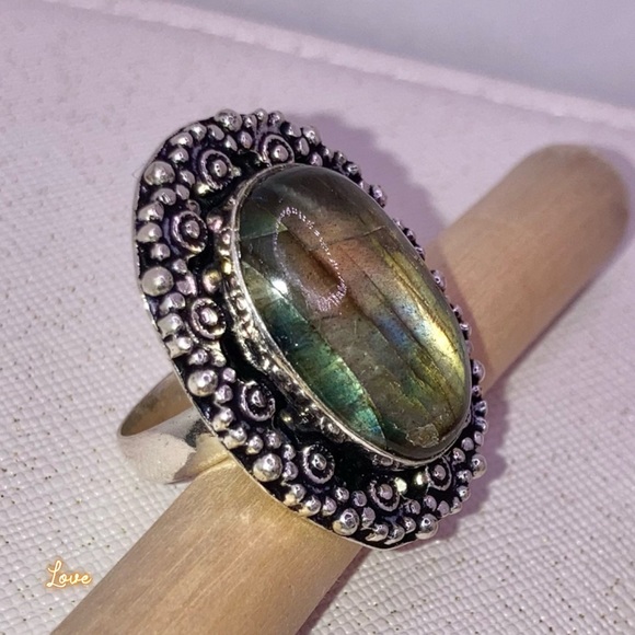 Flashy Natural Labradorite Gemstone Handmade Halo Ring - Picture 4 of 7